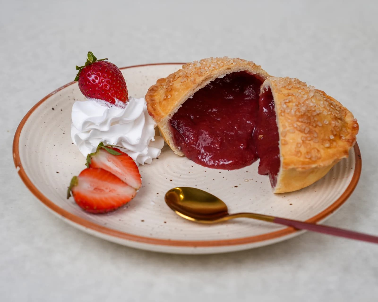 ⁠⁠Strawberry Pies (Box of 6)